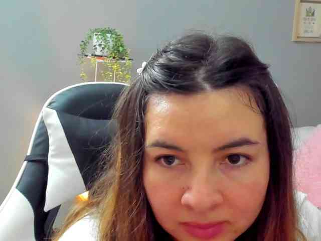 LaraCat1 webcam