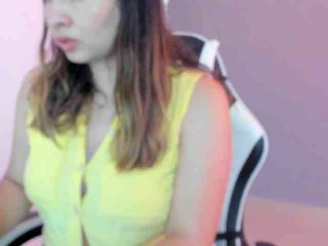LaraCat1 webcam