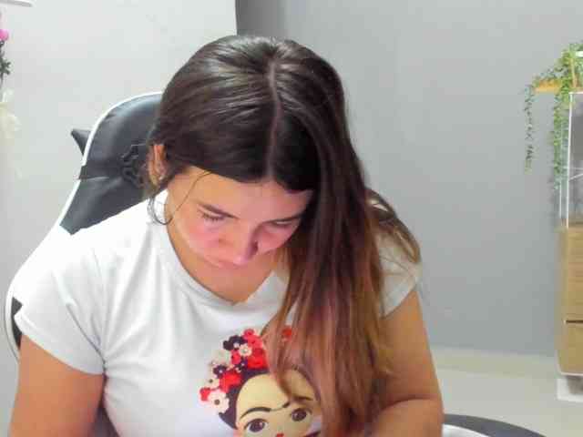 LaraCat1 webcam