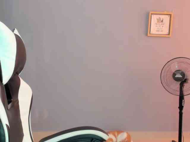 LaraCat1 webcam