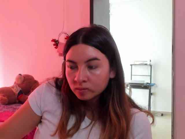 LaraCat1 webcam