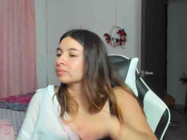 LaraCat1 webcam