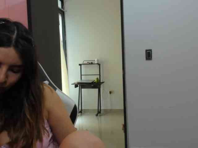 LaraCat1 webcam