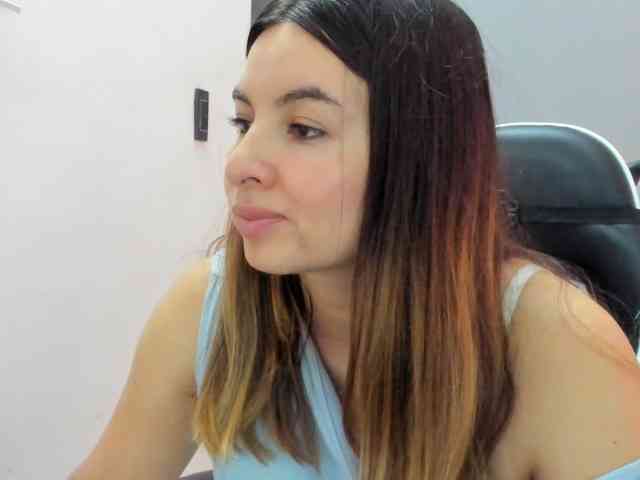 LaraCat1 webcam