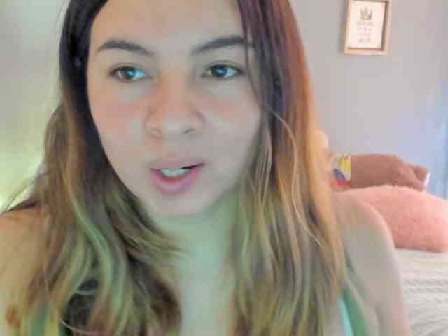 LaraCat1 webcam