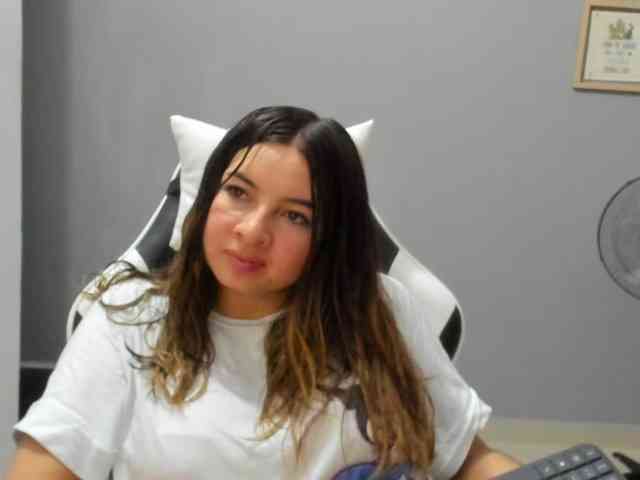 LaraCat1 webcam