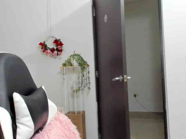 LaraCat1 webcam