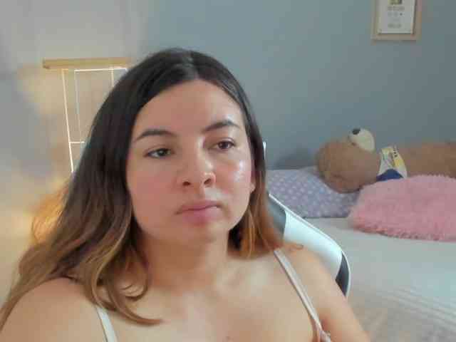 LaraCat1 webcam
