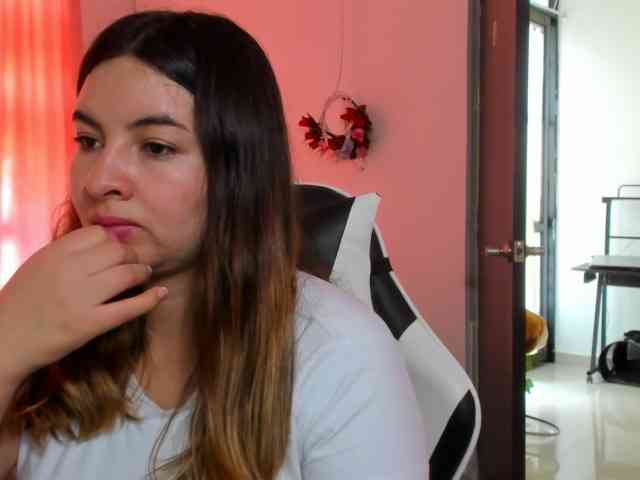 LaraCat1 webcam