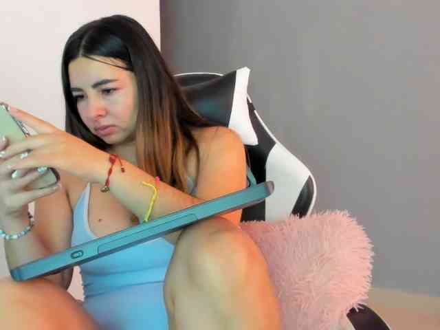 LaraCat1 webcam