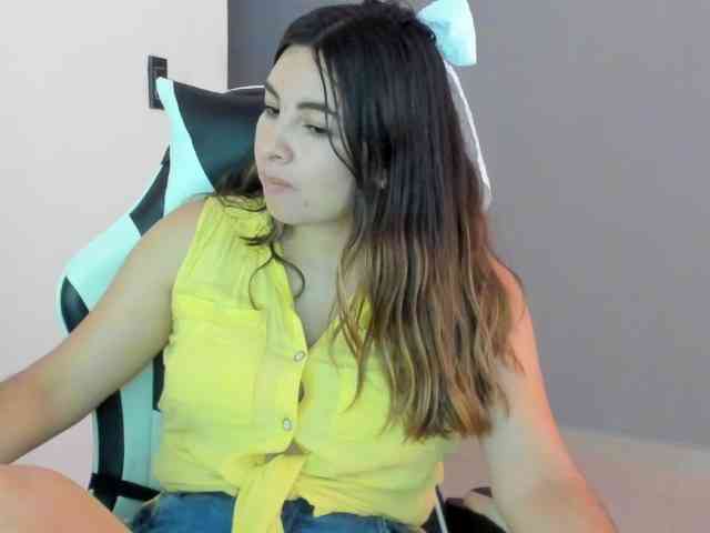 LaraCat1 webcam