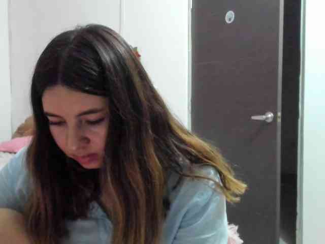 LaraCat1 webcam