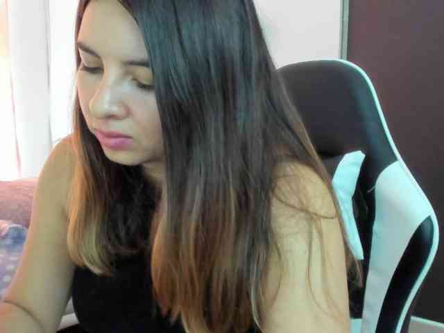 LaraCat1 webcam