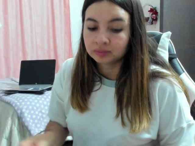 LaraCat1 webcam
