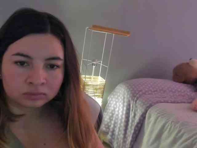 LaraCat1 webcam