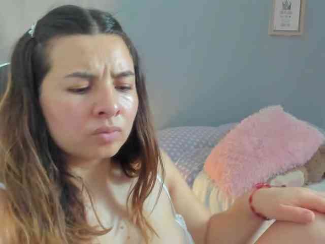 LaraCat1 webcam