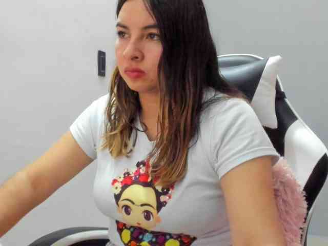 LaraCat1 webcam
