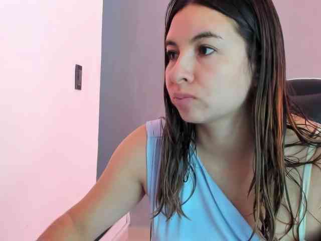 LaraCat1 webcam