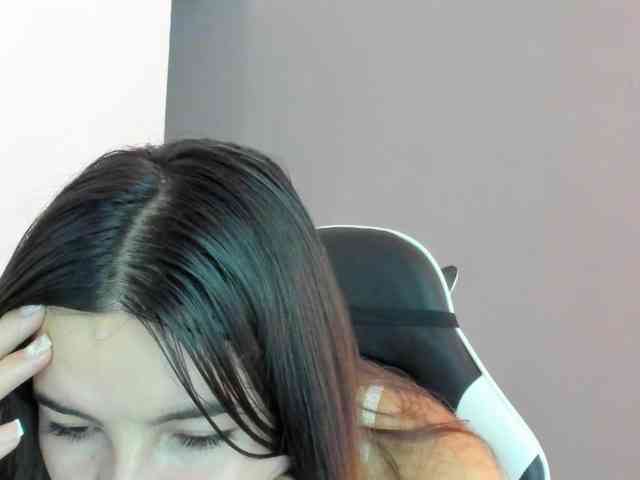LaraCat1 webcam