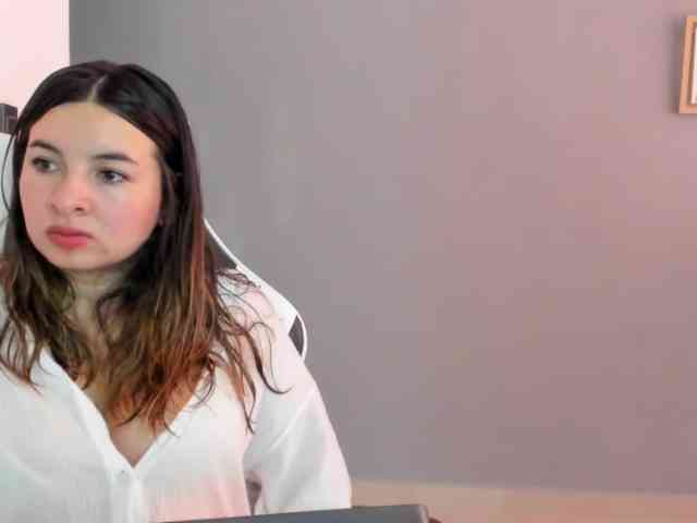 LaraCat1 webcam