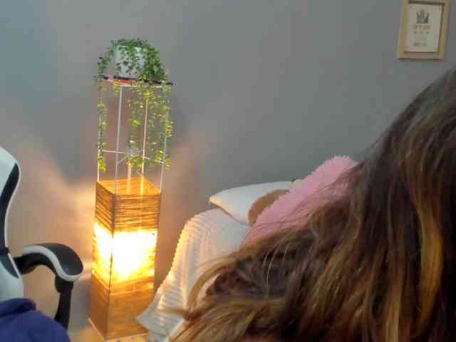 LaraCat1 webcam