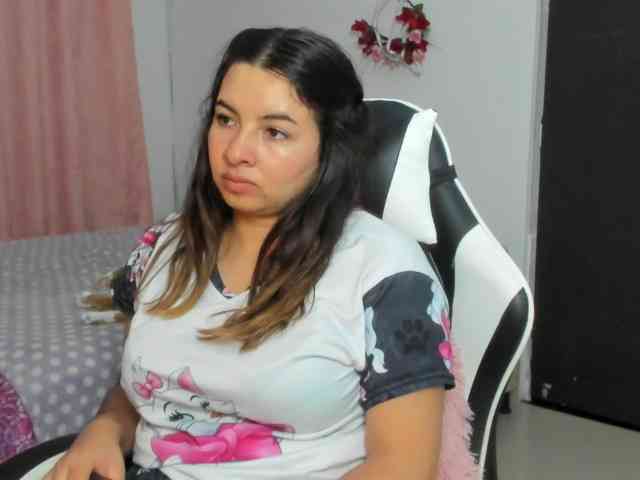 LaraCat1 webcam
