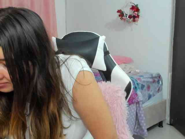 LaraCat1 webcam