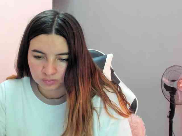 LaraCat1 webcam