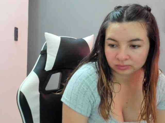 LaraCat1 webcam