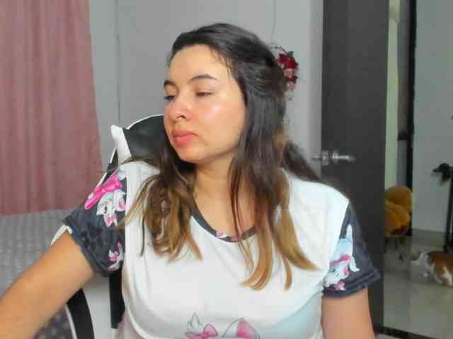 LaraCat1 webcam