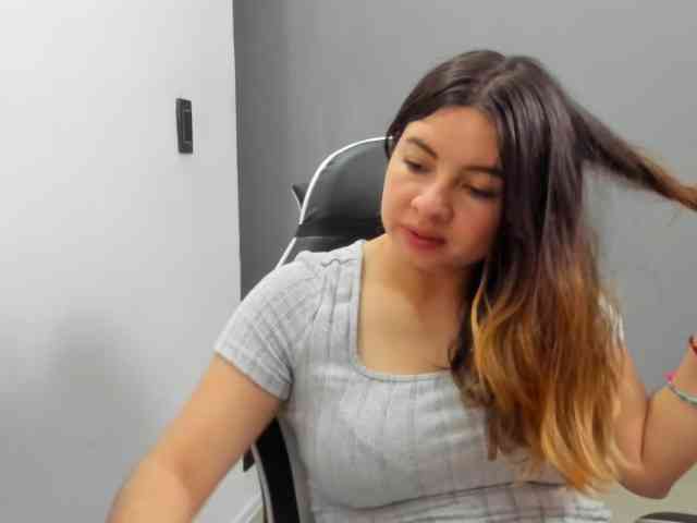 LaraCat1 webcam