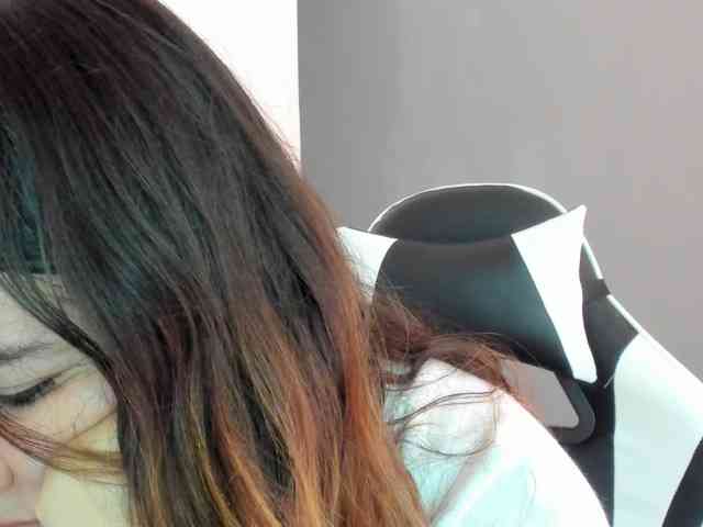 LaraCat1 webcam
