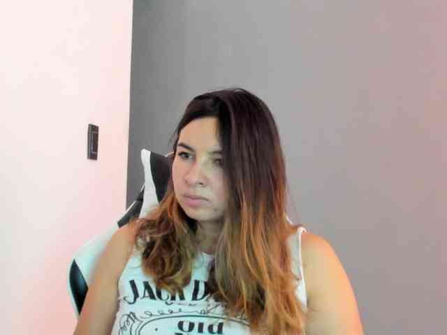 LaraCat1 webcam