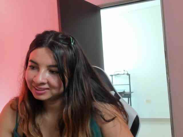 LaraCat1 webcam
