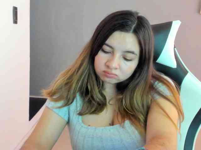 LaraCat1 webcam
