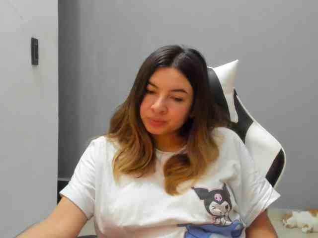 LaraCat1 webcam