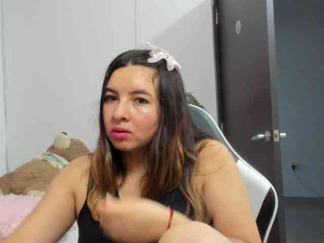 LaraCat1 webcam