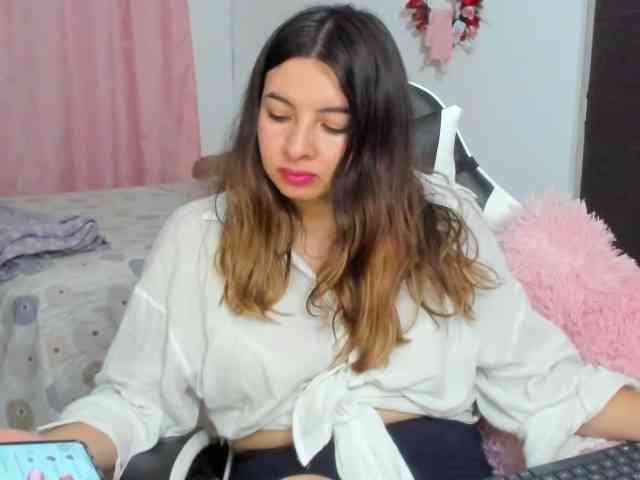 LaraCat1 webcam