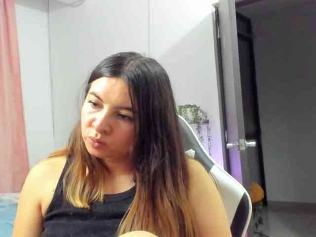 LaraCat1 webcam
