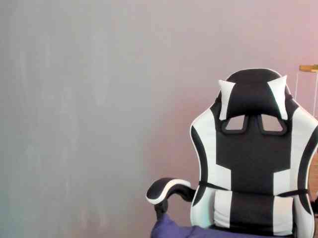 LaraCat1 LaraCat1