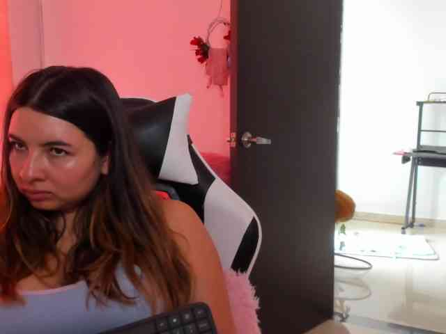 LaraCat1 webcam