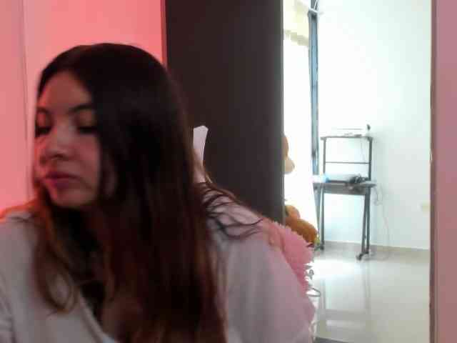 LaraCat1 webcam