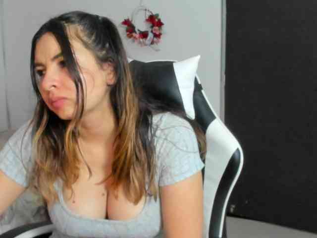 LaraCat1 webcam