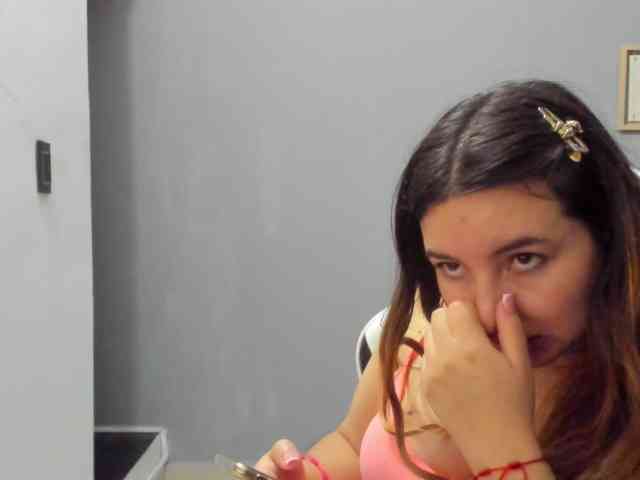 LaraCat1 webcam