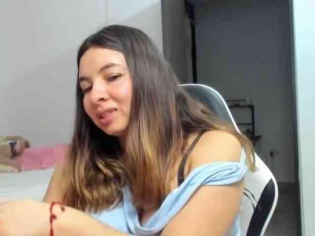 LaraCat1 webcam