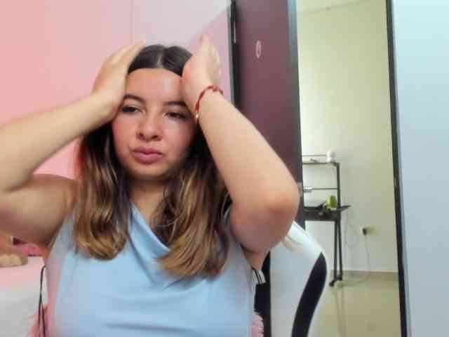 LaraCat1 webcam