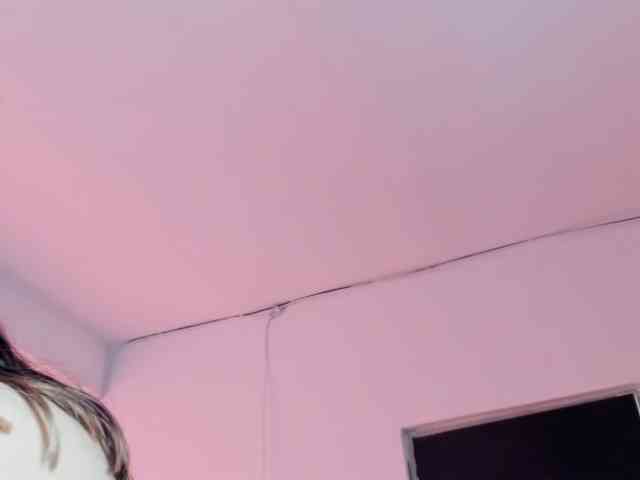 LaraCat1 webcam