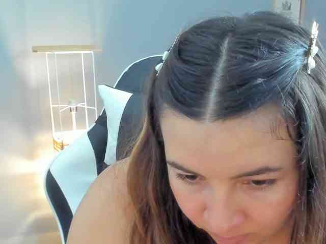 LaraCat1 webcam