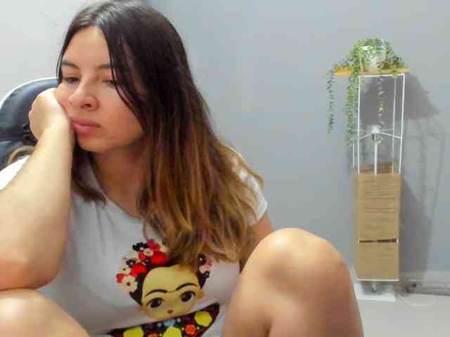 LaraCat1 webcam