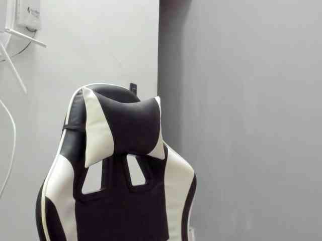 LaraCat1 webcam